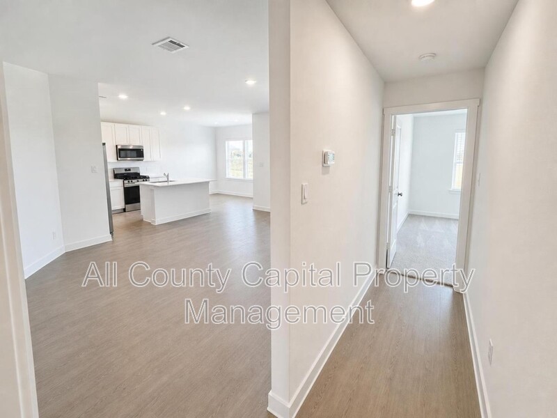 Main Rental Photo 16
