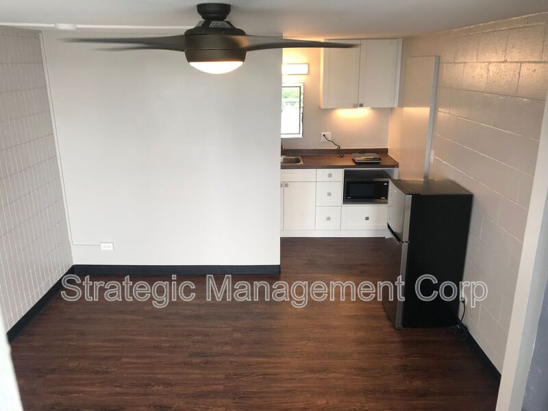 Honolulu Condo: 1301 Lusitana St.