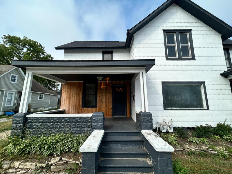 Michigan City Condo: 1101 Manhattan Street