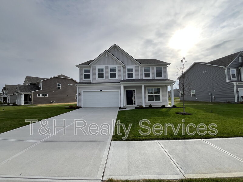 Indianapolis House: 10155 Bitternut Run Lane