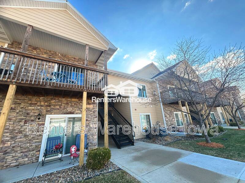 Des Moines Condo: 2000 Meadow Ct