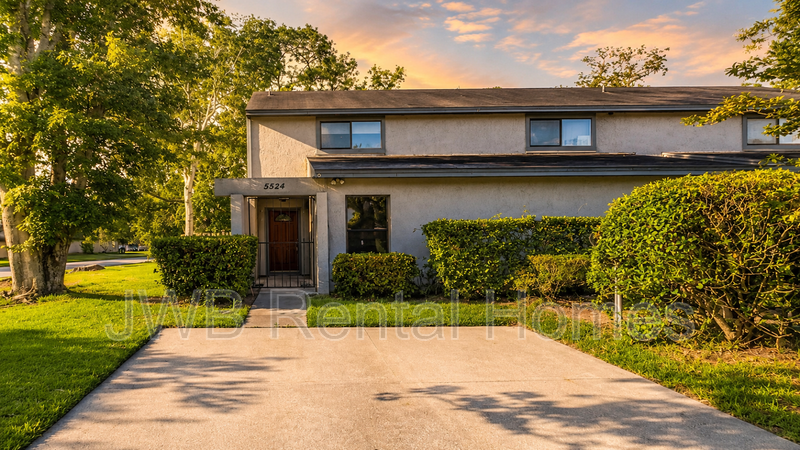 Jacksonville Townhome: 5524 Greatpine Ln N