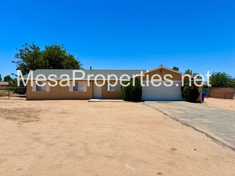 Apple Valley House: 22189 Tajanta Ct.