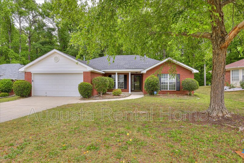 Grovetown House: 690 Monroe Street