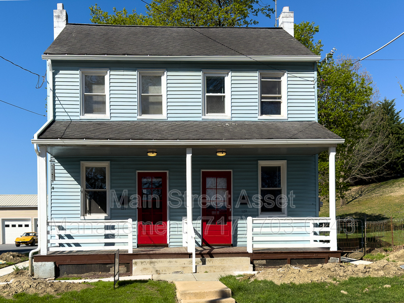 Millersville Townhome: 127 N Prince St