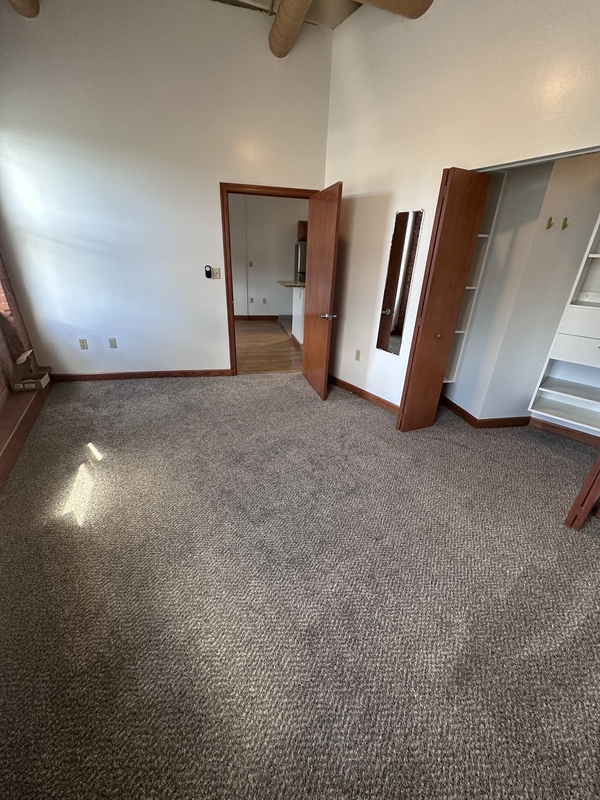 Cleveland Heights Condo: 2800 Mayfield Road - Coventry - C