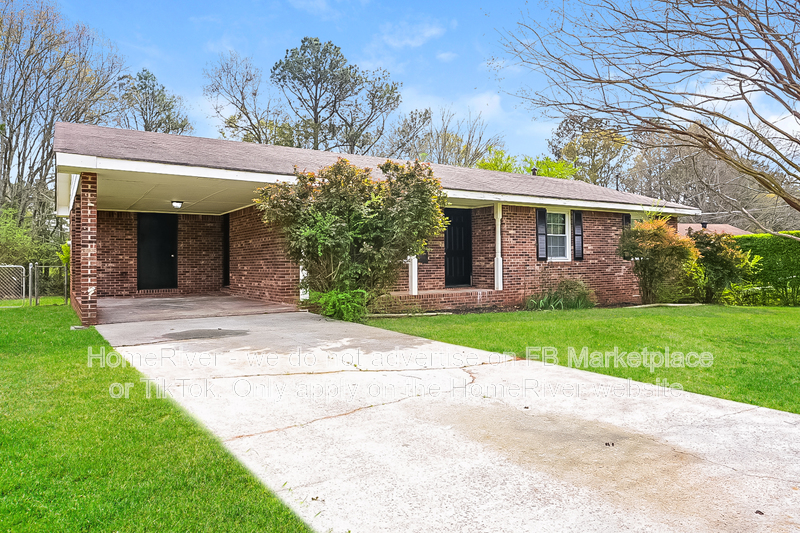 Griffin House: 126 Amberwood Ln