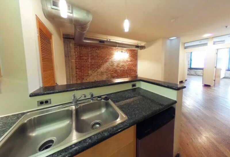 Richmond Condo: 1318 W Broad St