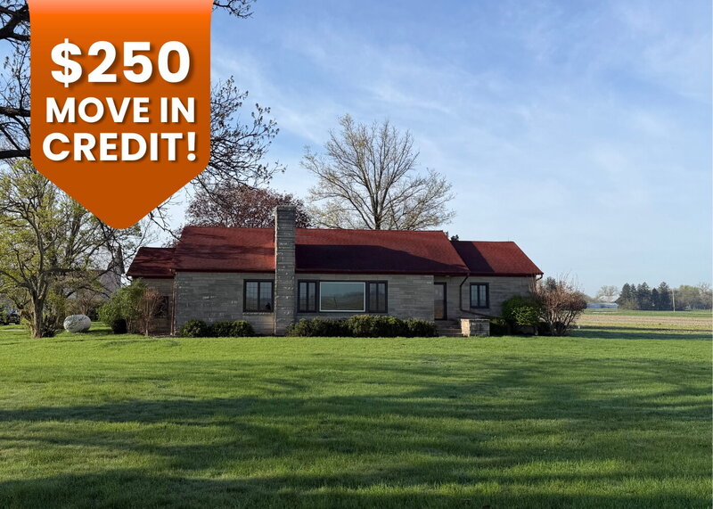 Lowell House: 13403 223rd Avenue