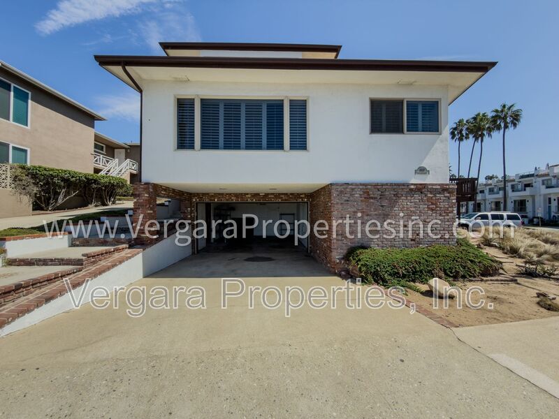 Redondo Beach Condo: 1806 Esplanade