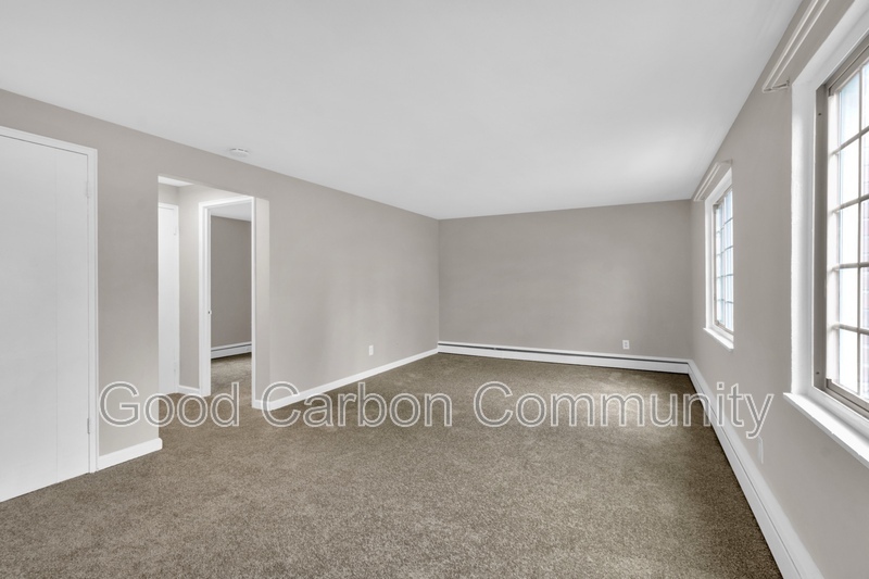 Lockport Condo: 313 Beattie Ave