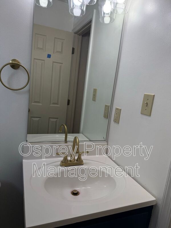 Charming 3-Bedroom Home in Newport News! "ASK ABOUT OUR ZERO DEPOSIT" - Photo 8