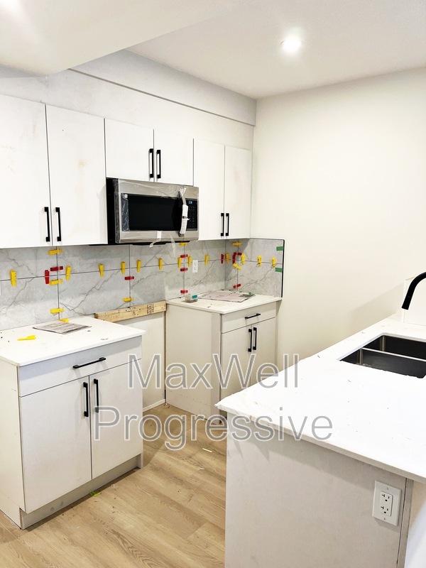 Edmonton Townhome: 14504 95 Avenue Northwest