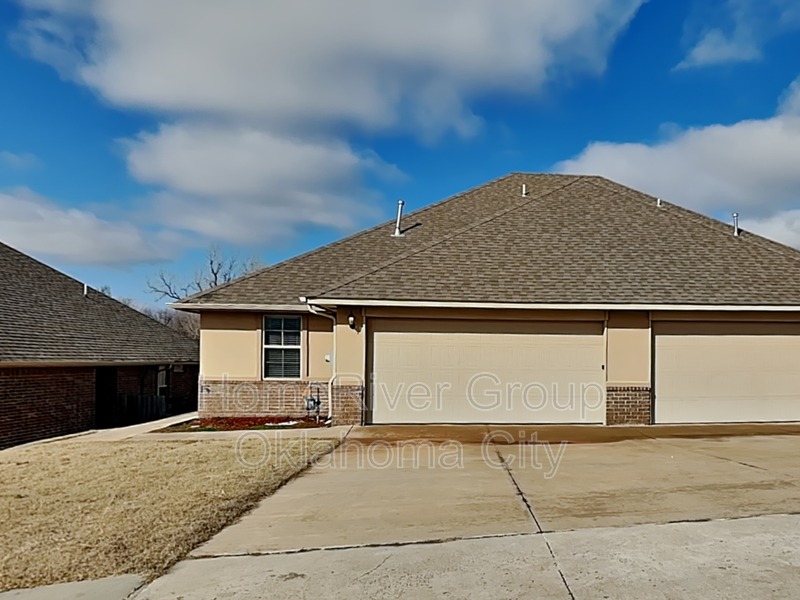 Request a Viewing for 11219 Coachmans Rd Tenant Turner