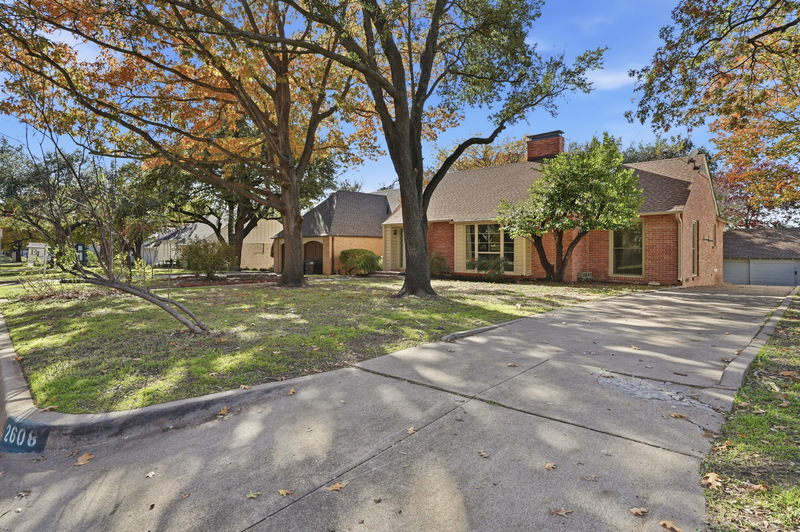 Fort Worth House: 2608 Highview Terrace