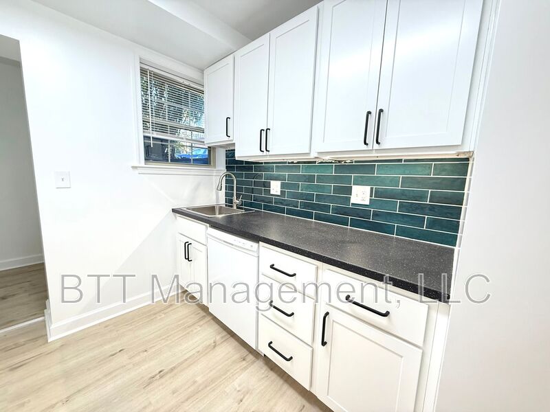 Silver Spring Condo: 8800 Plymouth St