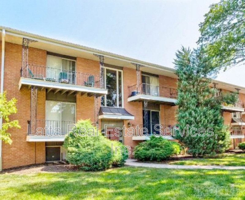 Independence Condo: 12405 E 40th St