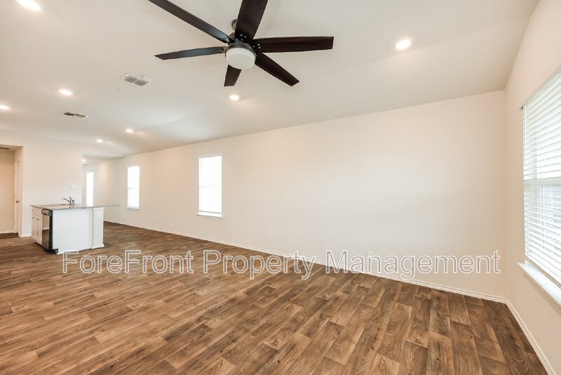 4047 Fort Palmer Boulevard  TX 78109 - Photo 3