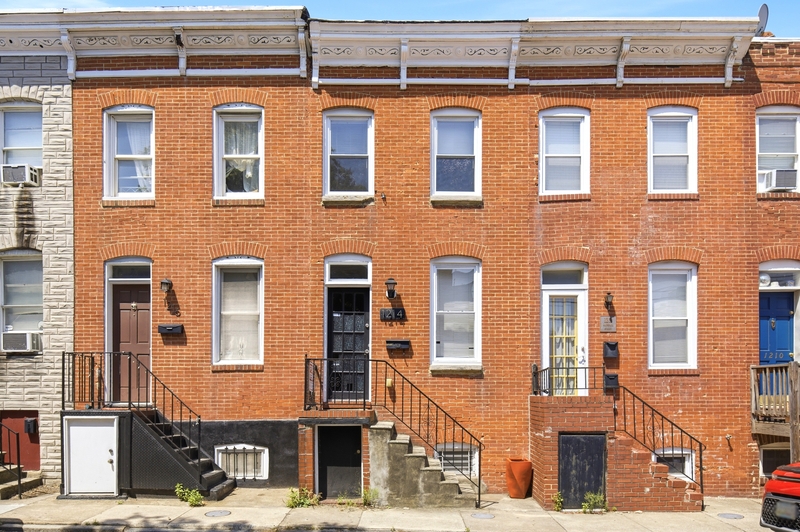 Baltimore Townhome: 1214 Marshall Street