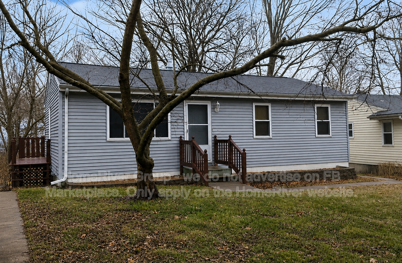 Kansas City House: 8030 NE 50th St