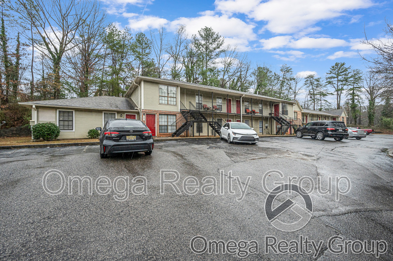 Birmingham Condo: 1811 Carson Rd