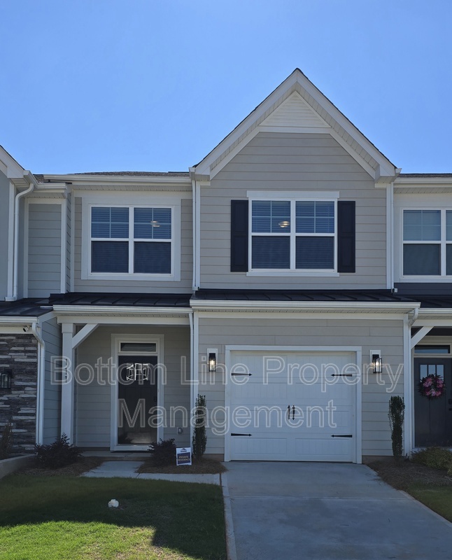 Waxhaw Townhome: 111 Viburnum Rd