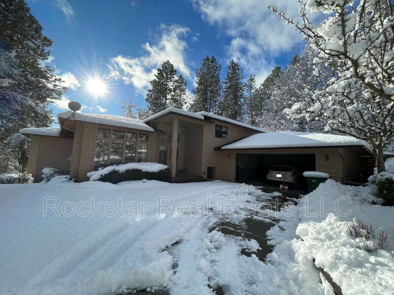 Spokane House: 5605 N Northwood Dr