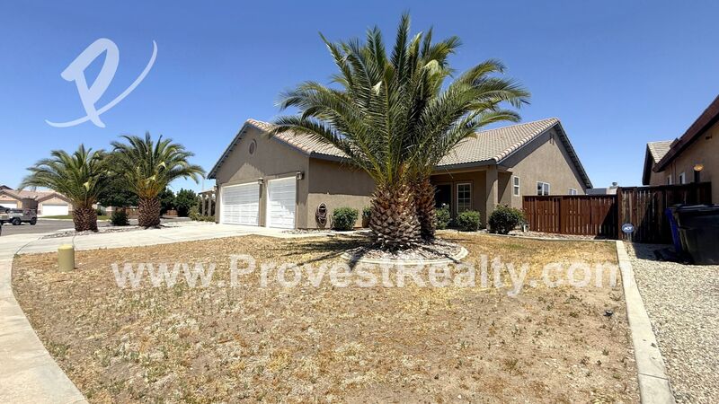 Victorville House: 13212 Ibsen Lane