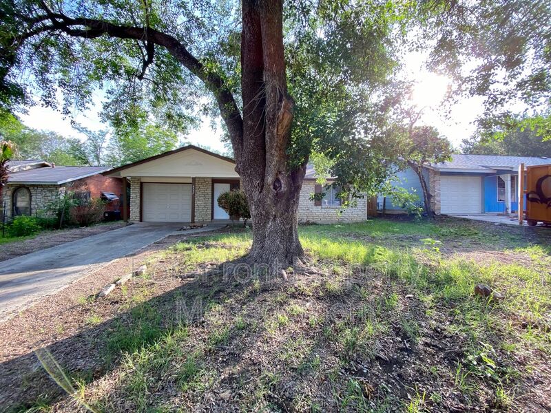 4327 Avenida Prima St San Antonio TX 78233-6824 - Photo 1
