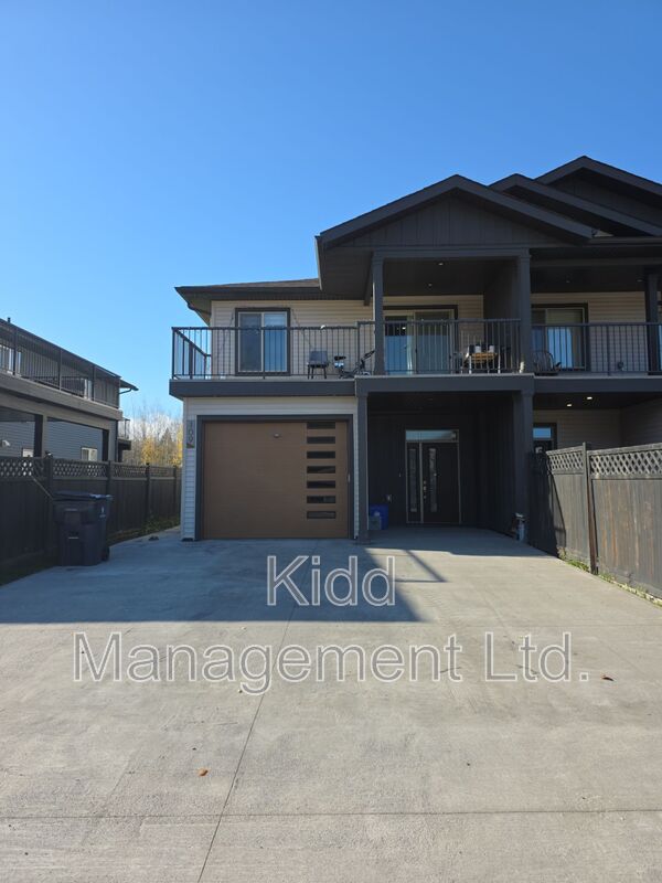 CPG House: 109 B-6285 Monterey Road West