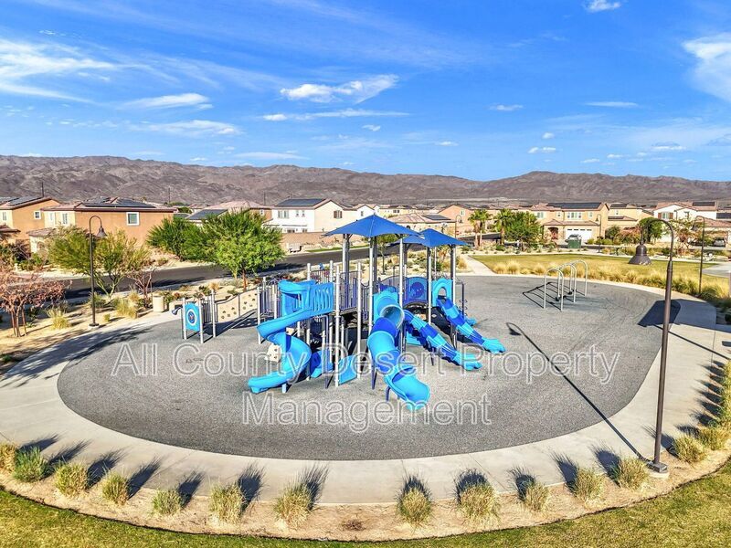 Main Rental Photo 35