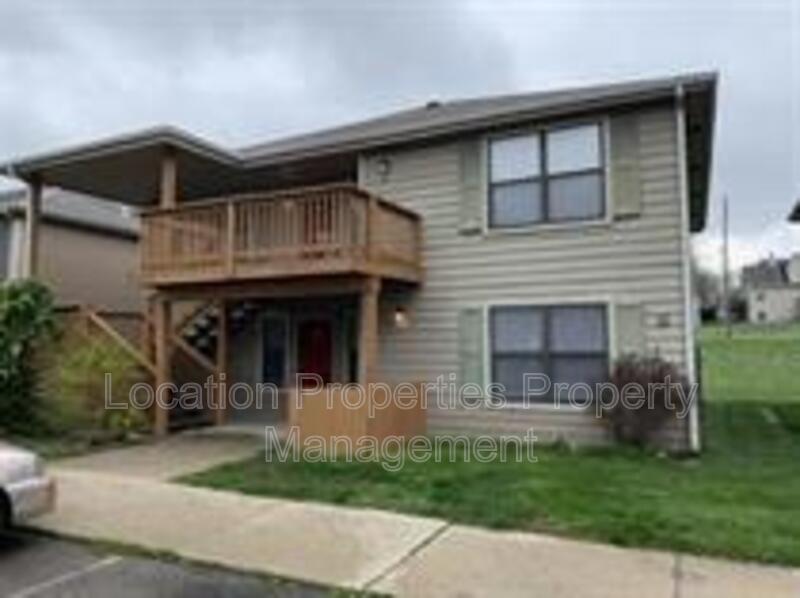 Lawrence Condo: 950 Monterey Way G - G1