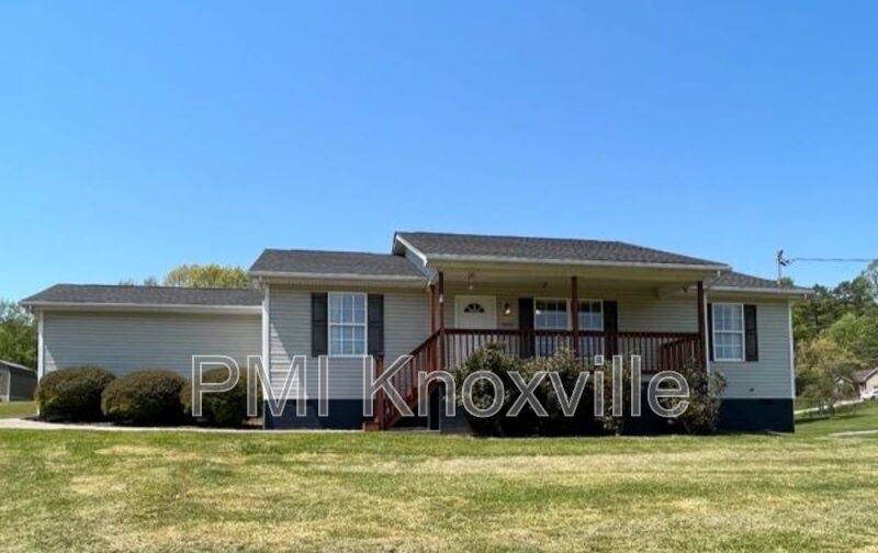 Knoxville House: 8625 Ball Park Lane