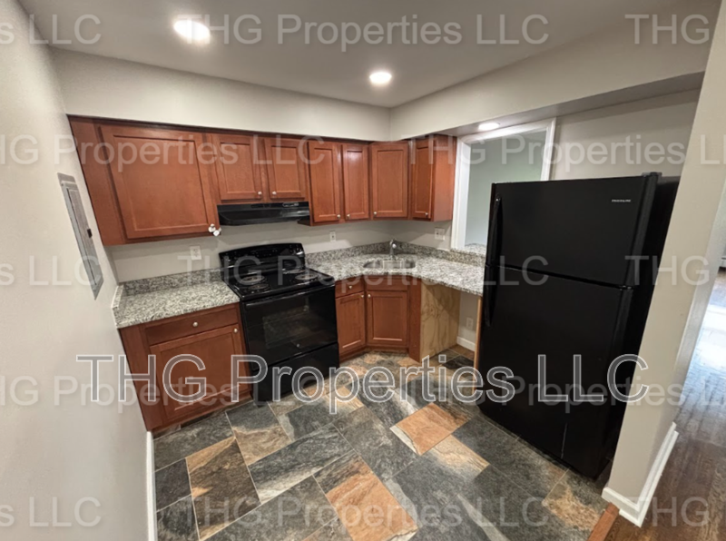 Orange Condo: 259 Reynolds Terrace
