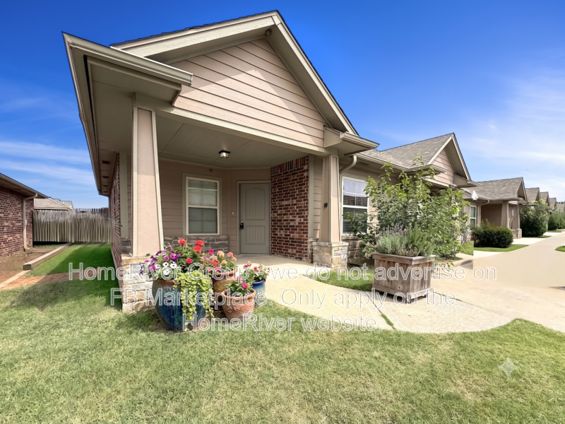 Oklahoma City Condo: 919 SW 92nd St