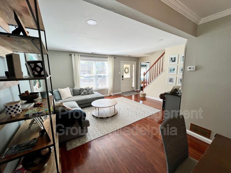 Bensalem House: 6256 Madison Ct