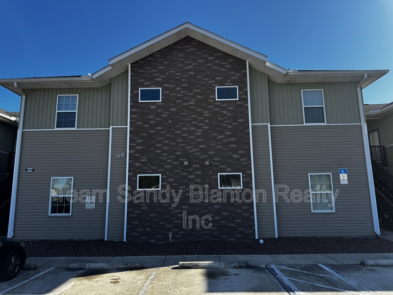 Pensacola House: 7071 Lake Joanne Dr