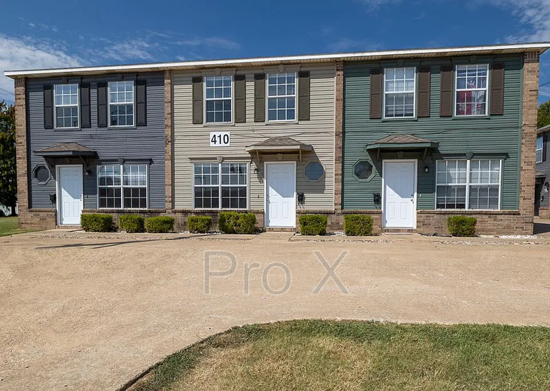 Bentonville Condo: 410 SE J St.