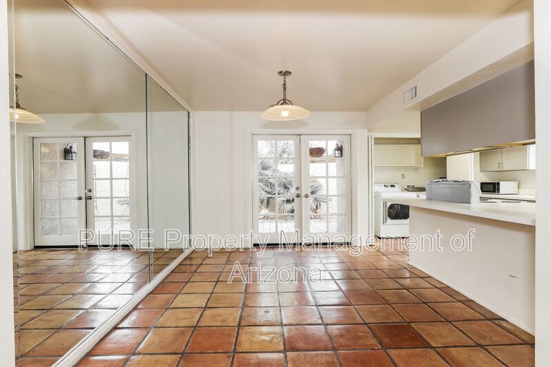 Tempe Townhome: 2145 E Rosarita Dr