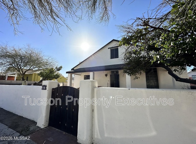 Tucson Condo: 570 South Main Avenue - 1
