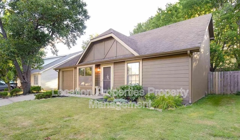 Lawrence House: 2401 Sequoia Court
