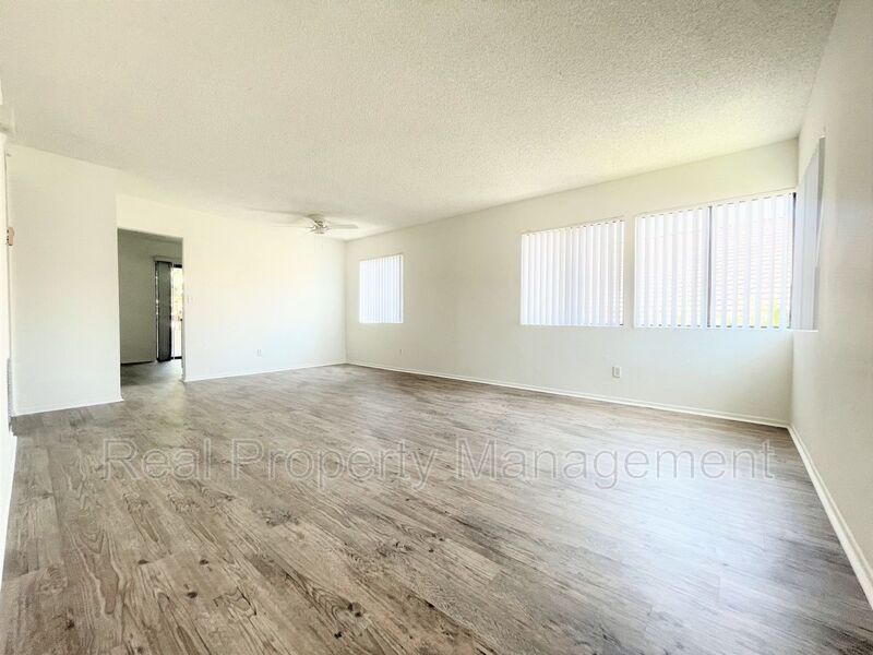 Oceanside Condo: 128 Avenida Las Brisas