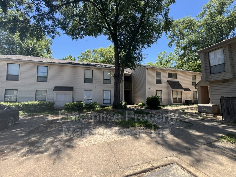 Memphis Condo: 2827 Sonora Drive No 2