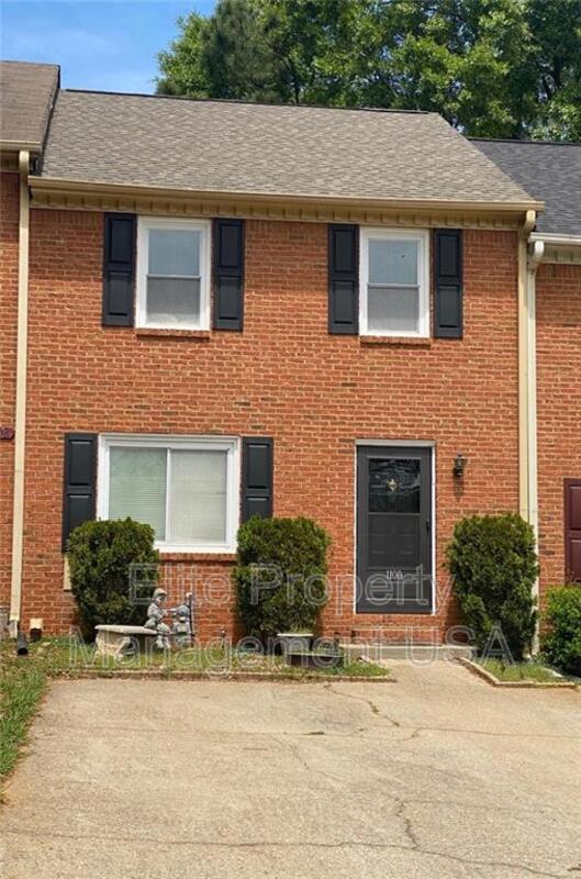 Smyrna Townhome: 1100 Westfield Trace SE