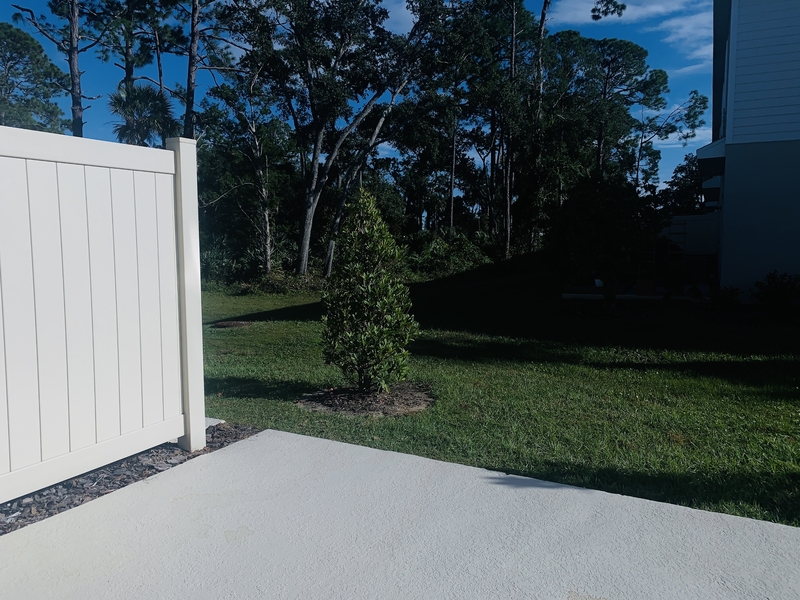 Edgewater Condo: 172 Riverfront Way - 172