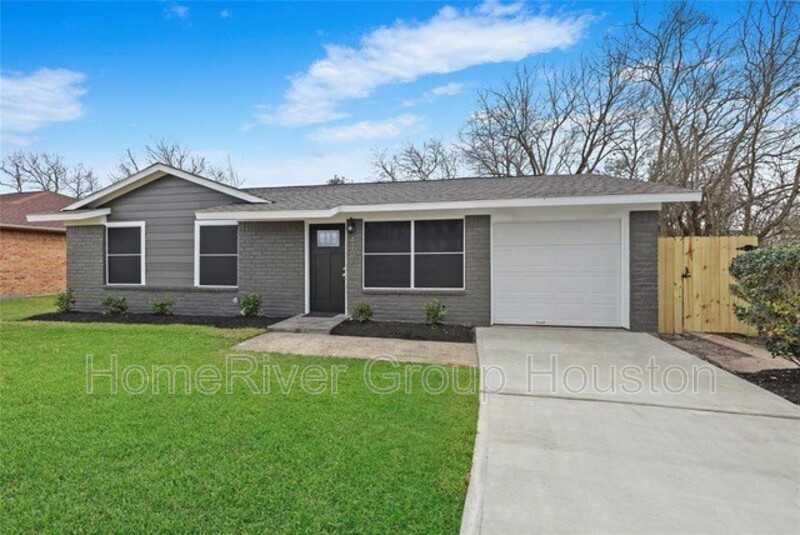 Request a Viewing for 4702 Kennedy Heights Blvd Tenant Turner
