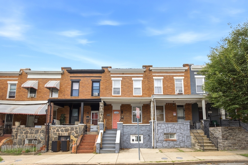 Baltimore Townhome: 2728 East Chase Street
