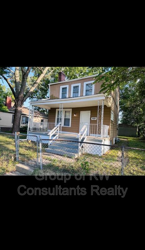 Columbus House: 1589 Cordell Avenue