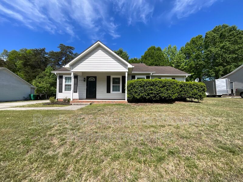 High Point House: 2709 Ingleside Drive