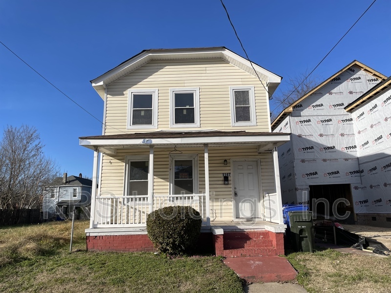Newport News House: 1147 29th Street